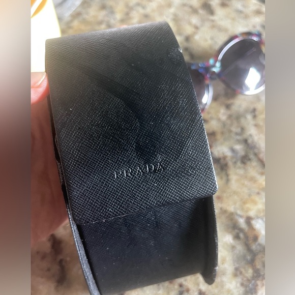 Gorgeous Prada sunglasses, used - Picture 6 of 12